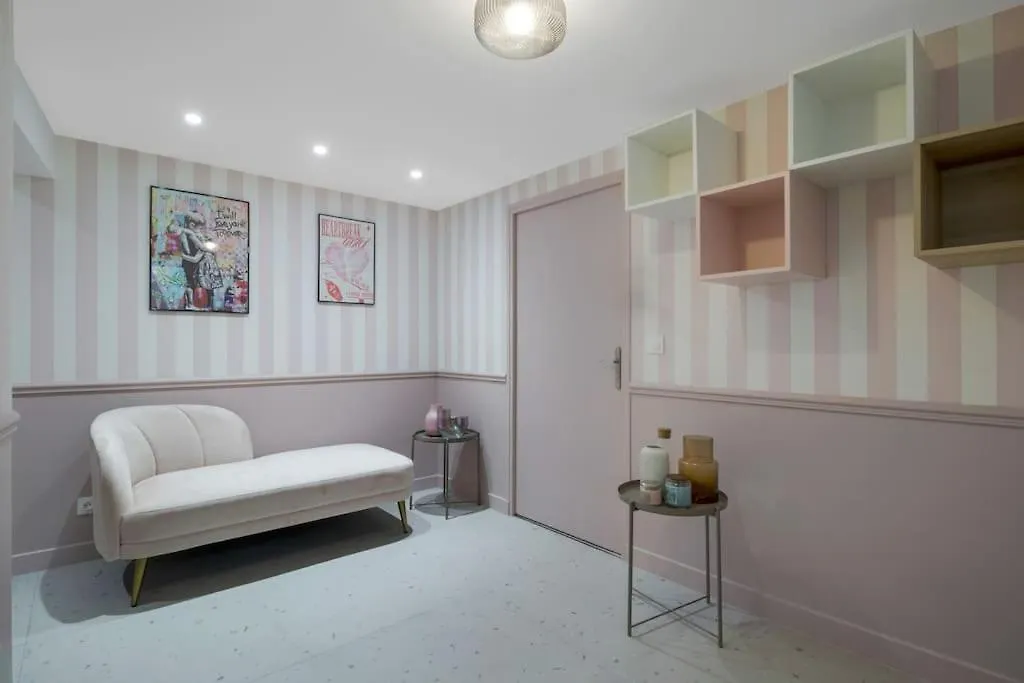 02.appart 4pers#1 Bedroom#pigalle#opera#paris 9 Paris